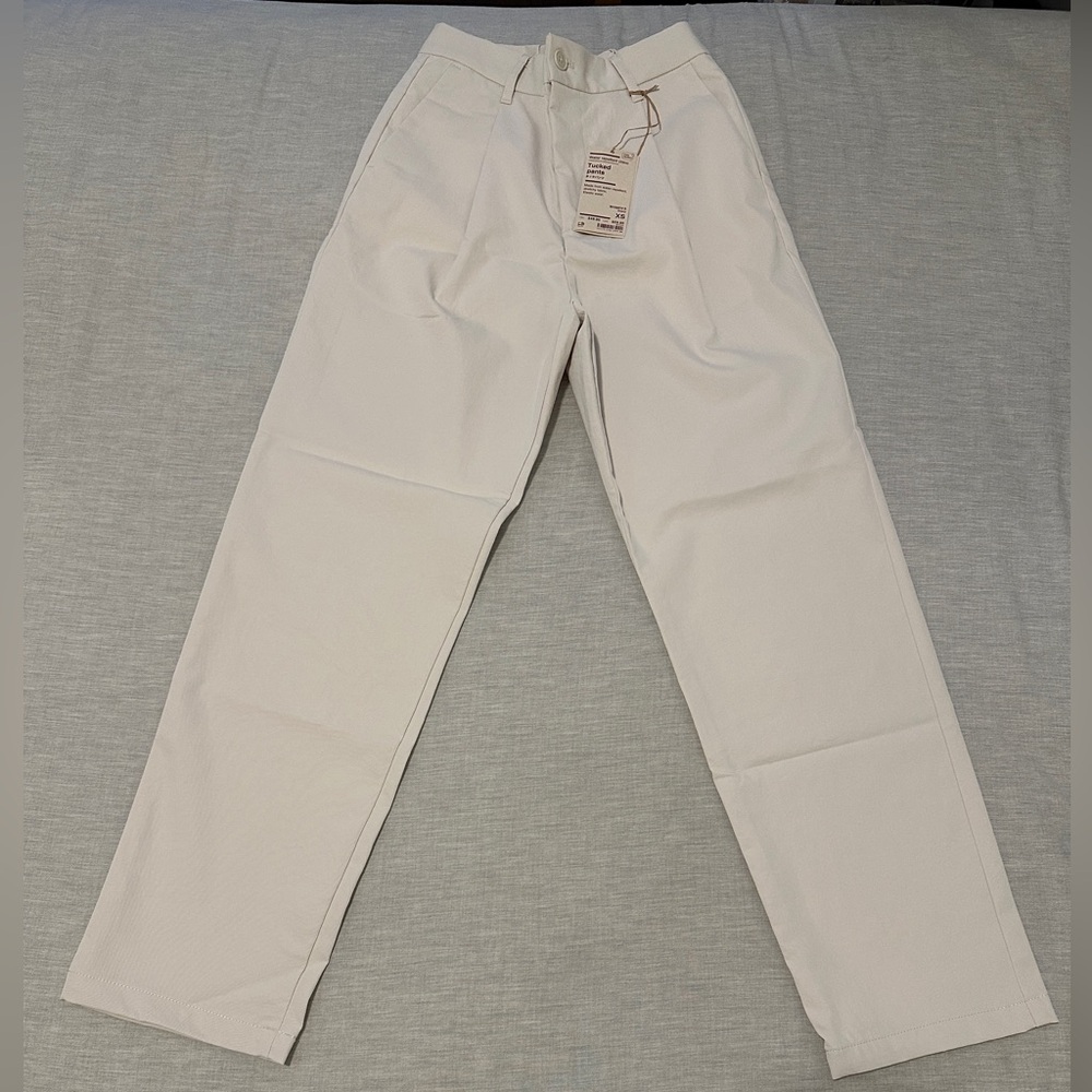 Brand New MUJI Women’s Water Repellent Chino Tucked Wide Pants Ivory M